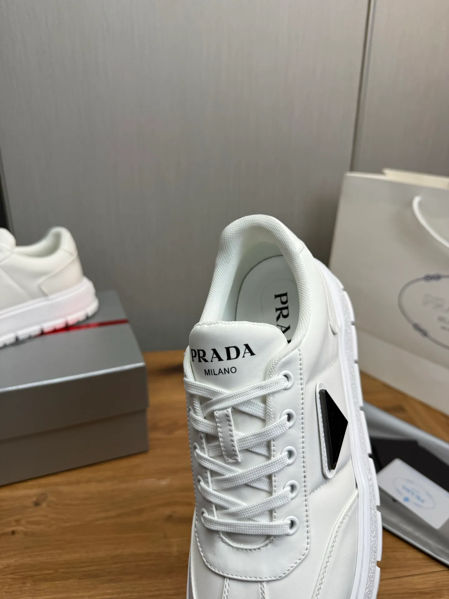 Men's shoes 💰560💰 [PRADA] Popular men's shoes shipped 👏Official website synchronized ⬆️Original imported waterproof fabric + cowhide lining, 1⃣️:1⃣️reproduction, original sole, 38-45 (45. Customized, non-refundable)